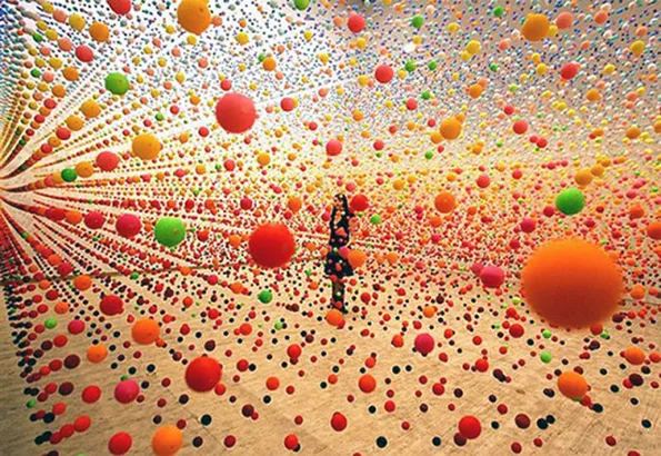roble naranja Tradicion Let's all stare at some multicoloured balls courtesy of Nike Savvas